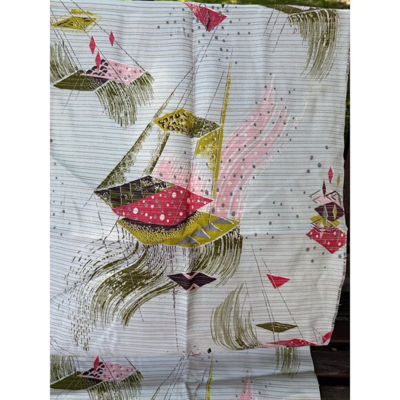 Vintage Mid-Century Print Curtain Panel Pink Green on White 90.5x20.25" - Picture 2 of 7